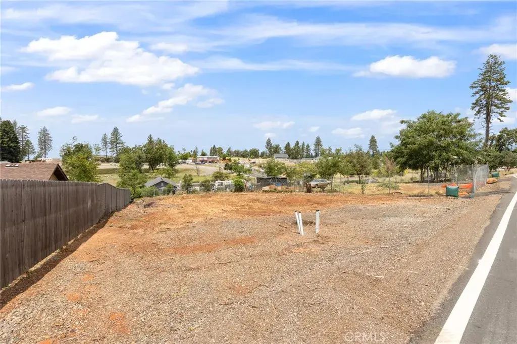 5863 Foster, Paradise