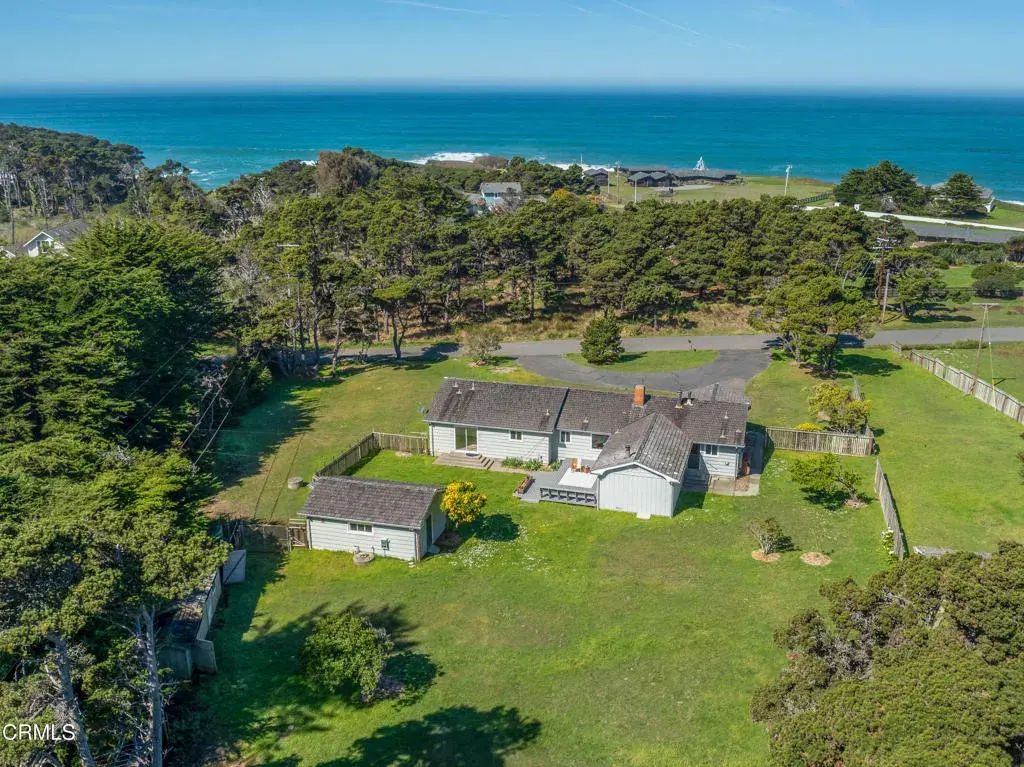 18601 Cypress Road, Fort Bragg