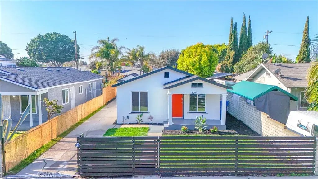 834 E 99th Street, Los Angeles