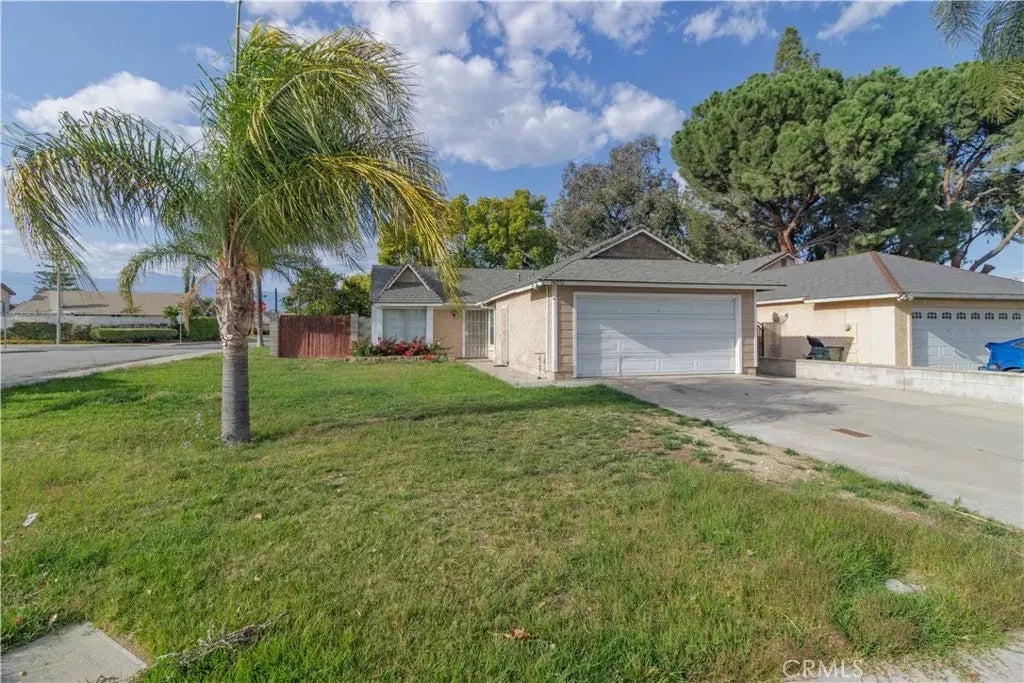 14256 Parkview Drive, Fontana