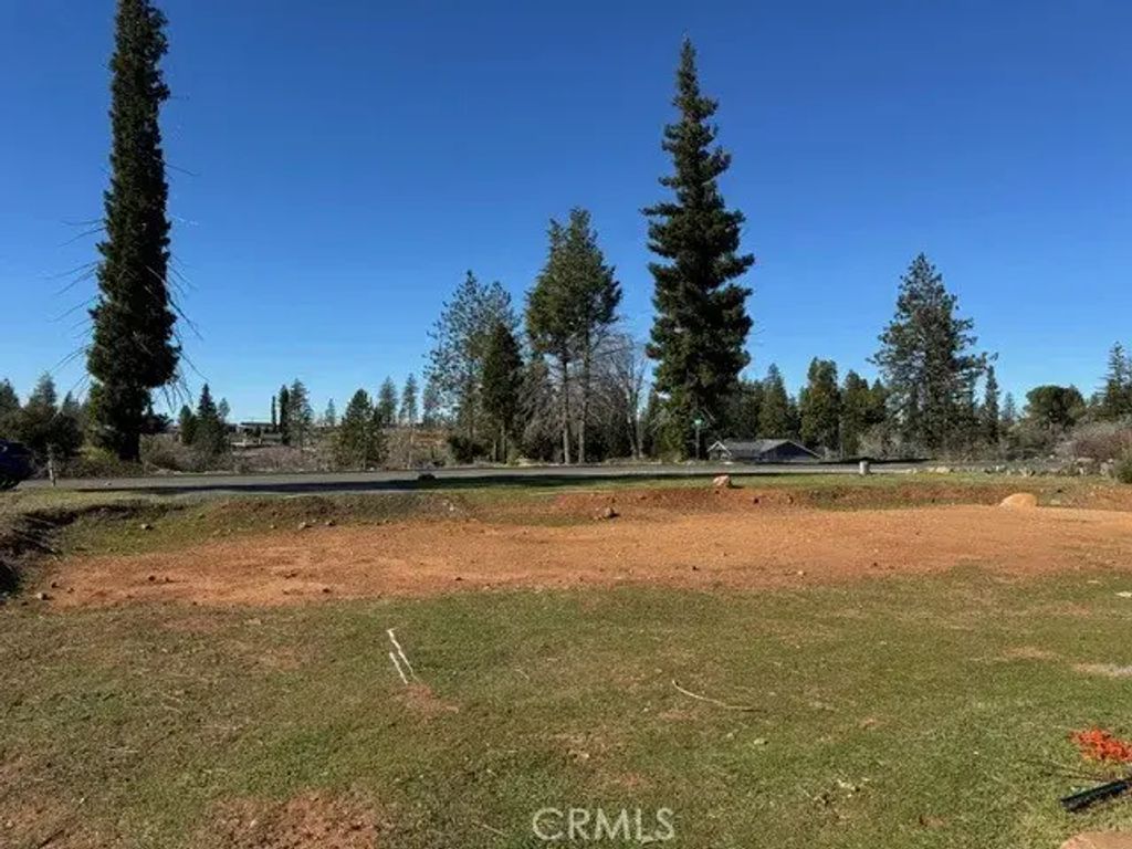 5174 Country Club, Paradise