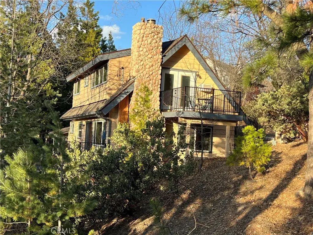 28916 North Shore Road, Lake Arrowhead