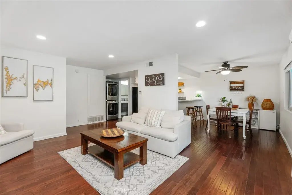 19132 Shoreline Lane 6, Huntington Beach