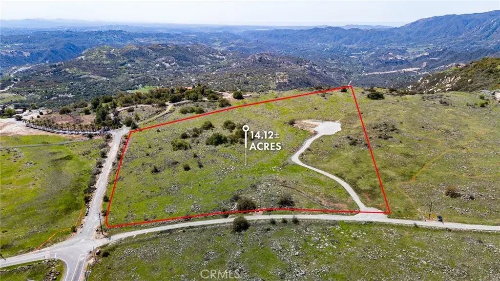 21 Avocado Mesa, Murrieta
