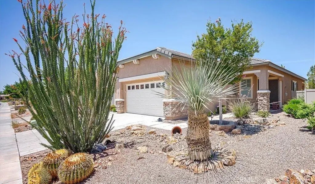 19472 Crystal Springs Lane, Apple Valley