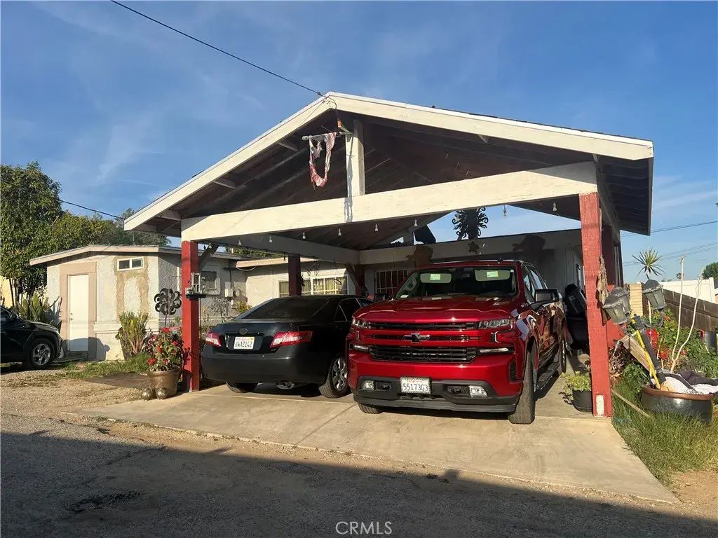 10441 Cypress Avenue, Riverside