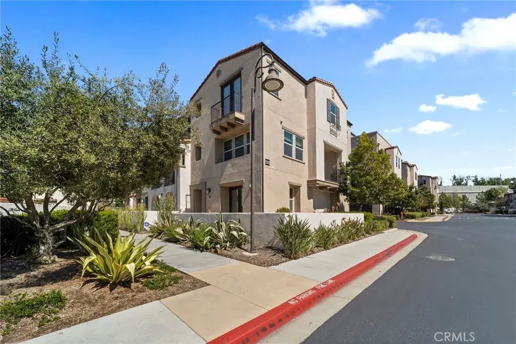 553 W Foothill Boulevard 129, Glendora