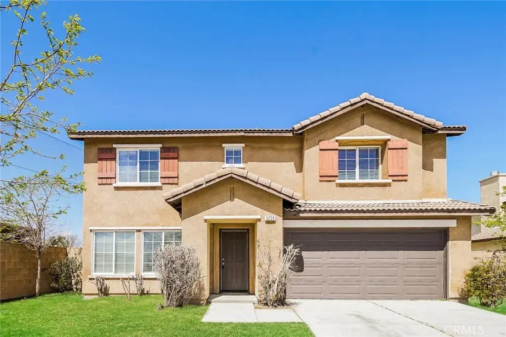 3259 W Avenue K4, Lancaster