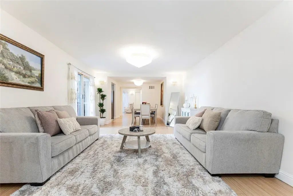 605 N Louise Street 204, Glendale