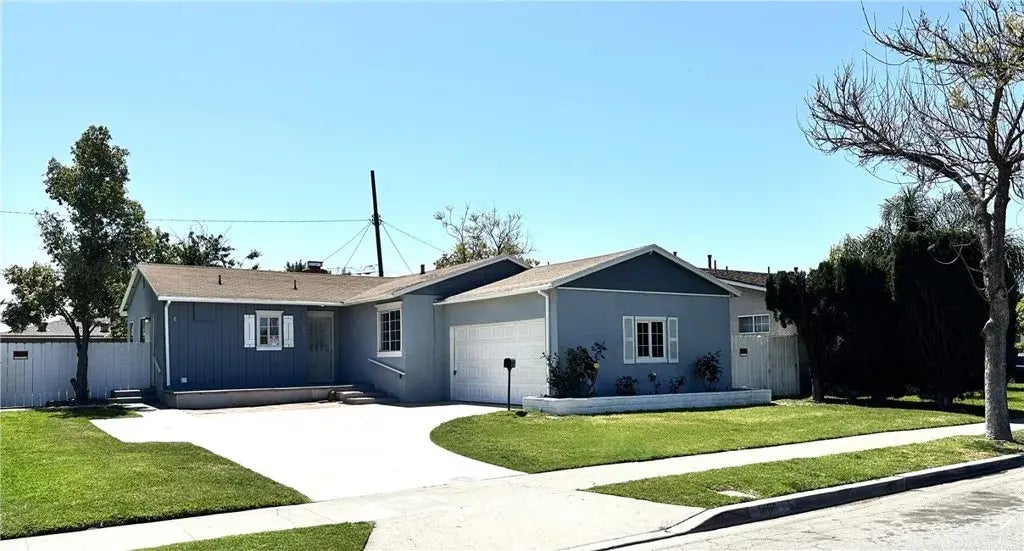 1406 E Hukee Avenue, Anaheim