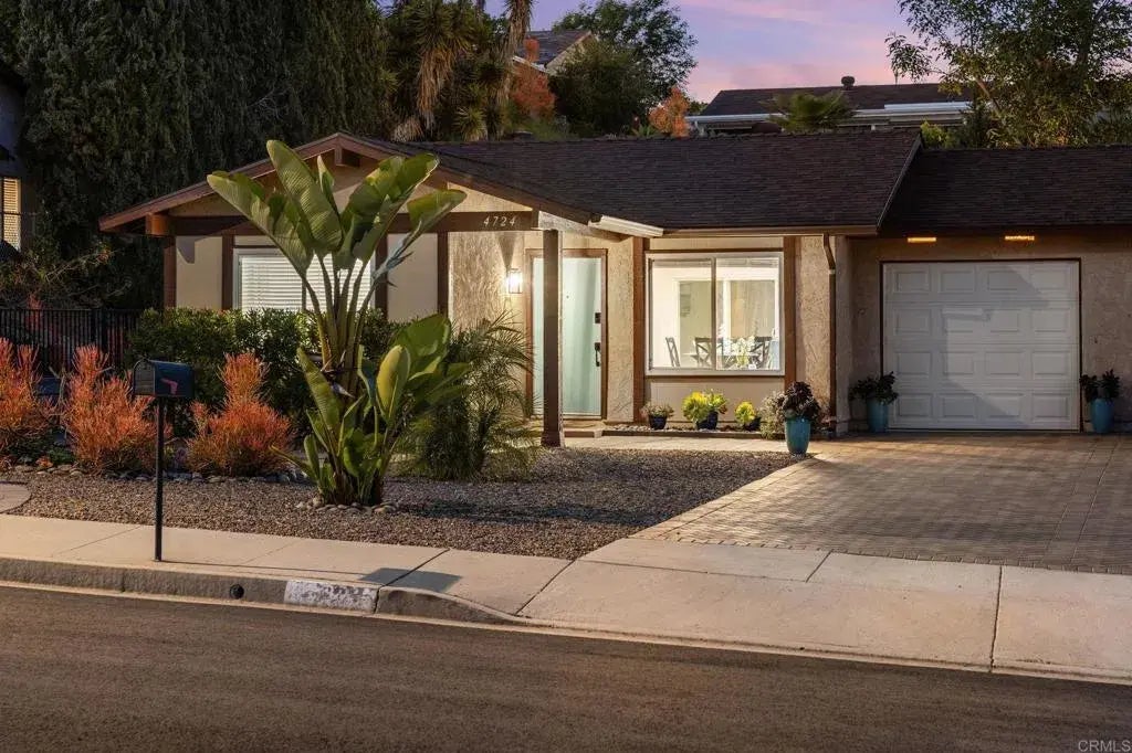 4724 Sunny Hills Road, Oceanside