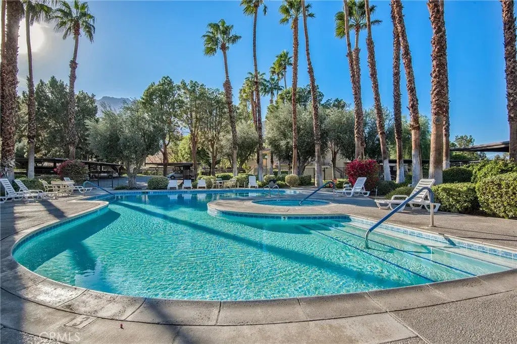 680 N Ashurst Court I 204, Palm Springs
