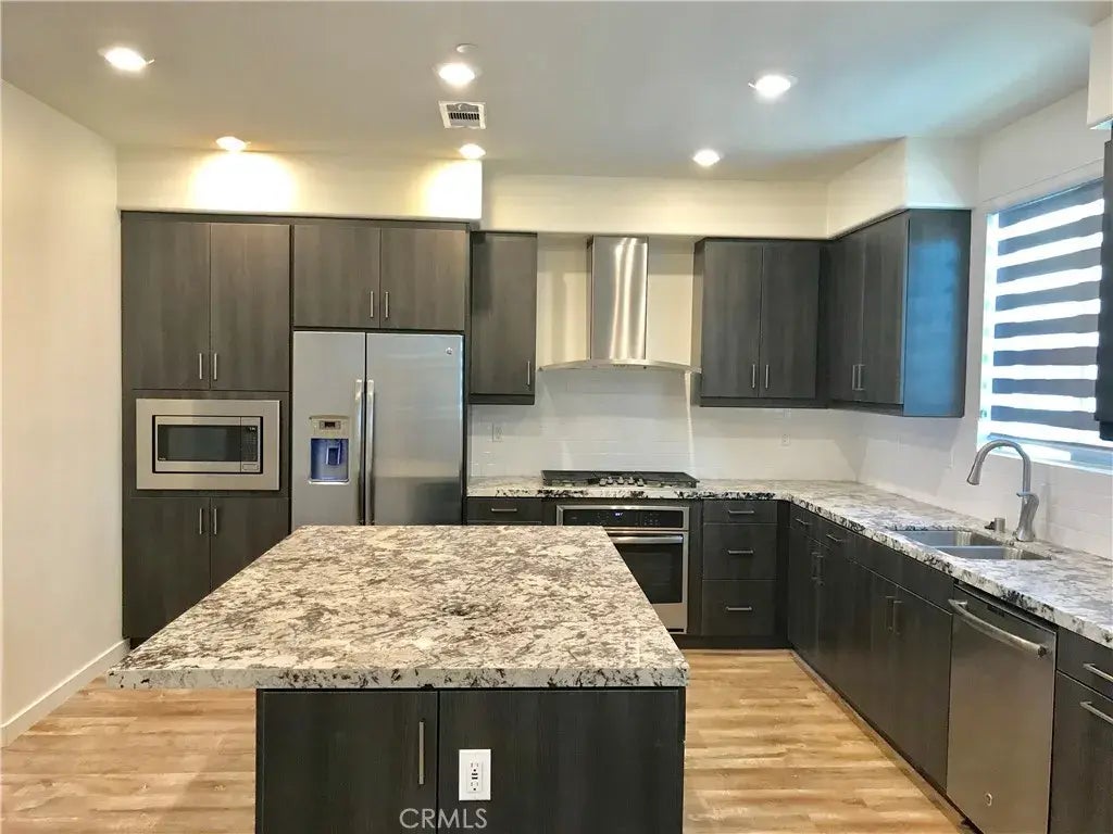 258 Harringay, Irvine