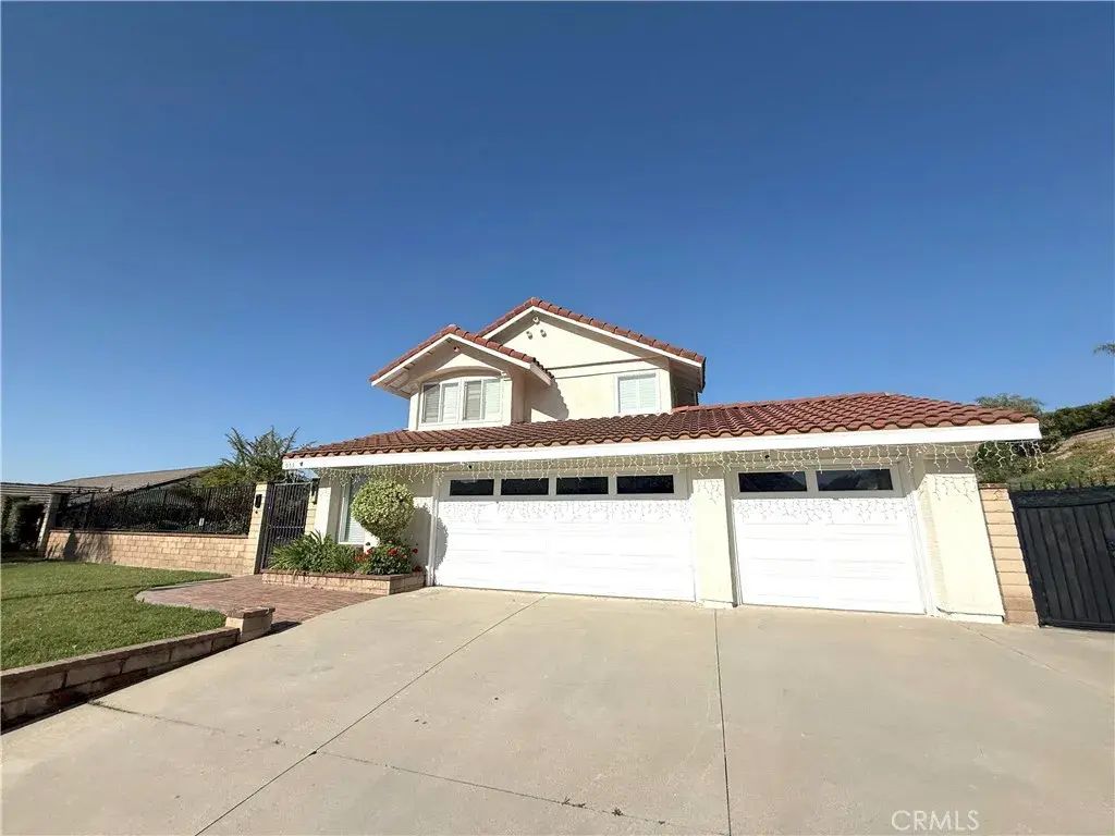 953 N Hunters Hill Drive, Walnut
