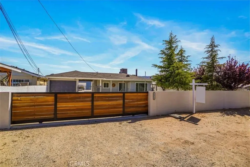 5314 W Avenue L6, Lancaster