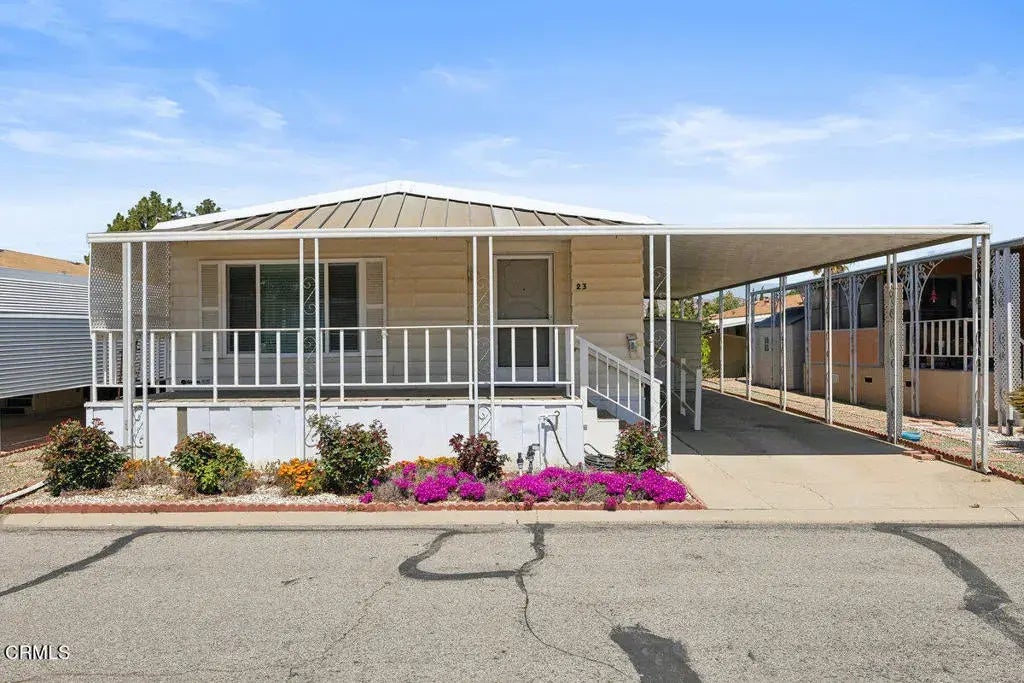 1150 Ventura 23, Camarillo