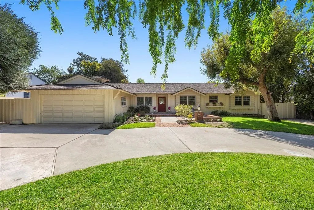 8408 La Bajada Avenue, Whittier