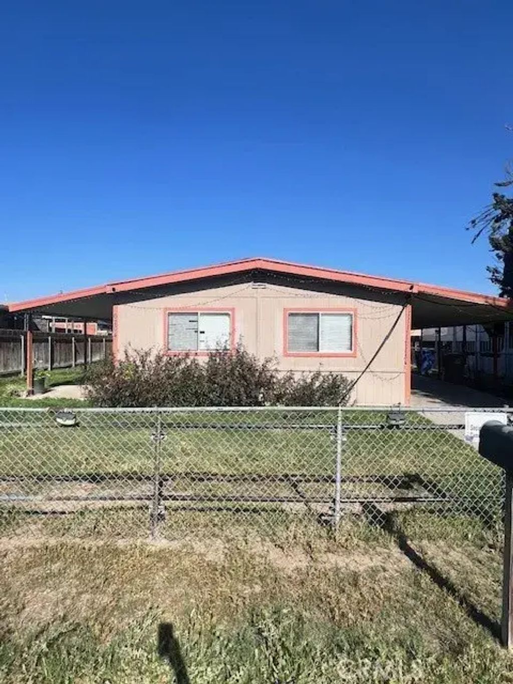6204 Dennen Street, Bakersfield