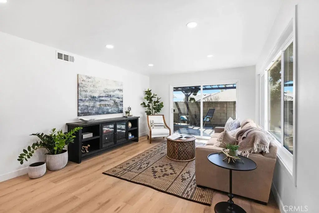 1001 N Van Buren Street, Placentia