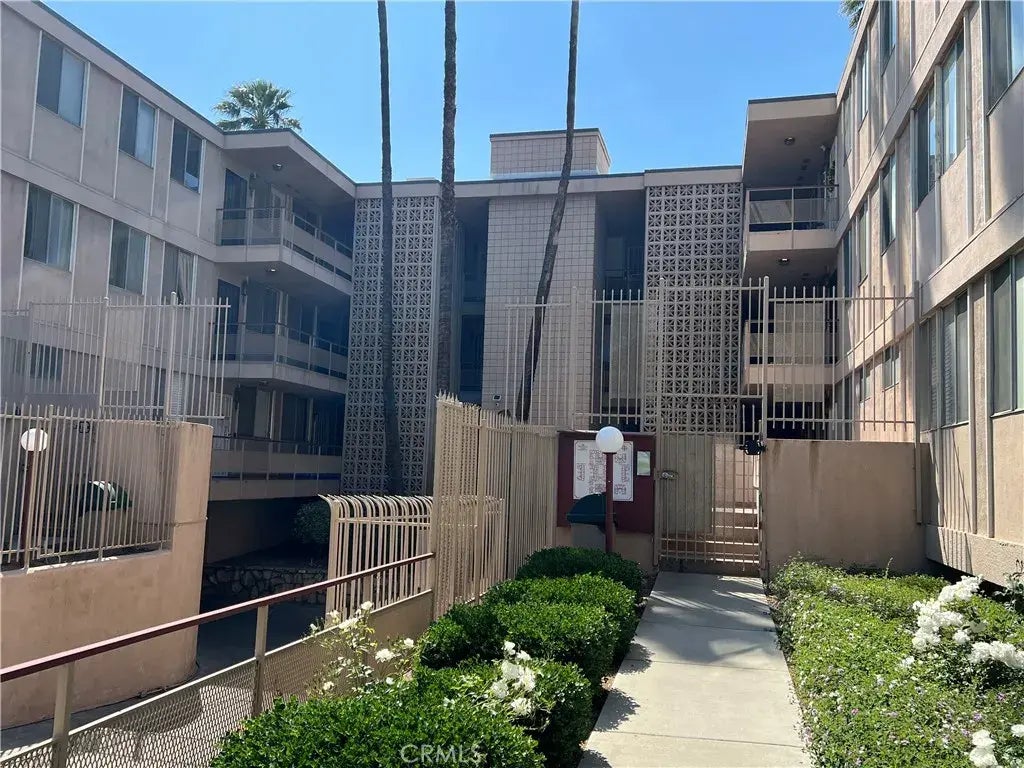 6979 Palm Court 206b, Riverside