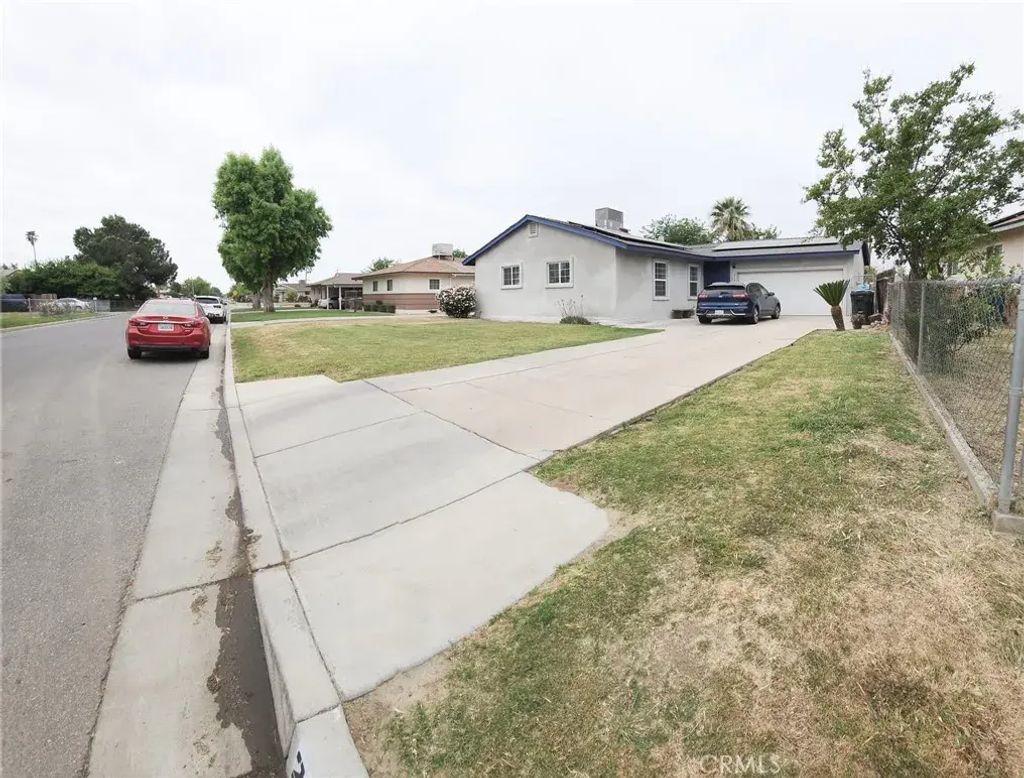 2709 Laurel Drive, Bakersfield