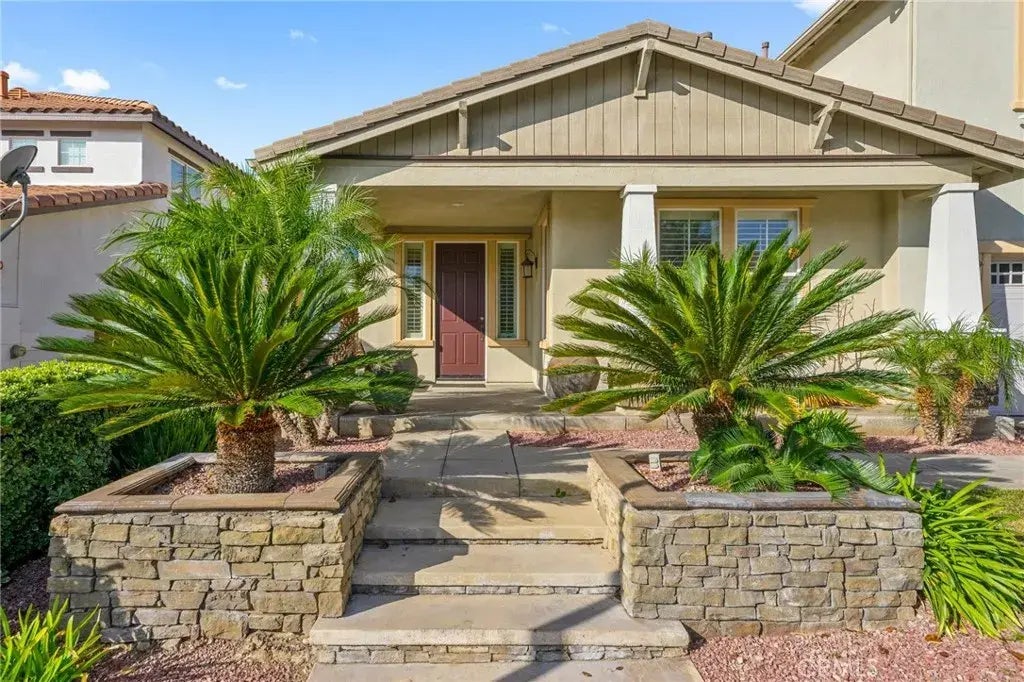 5966 Lost Horse Drive, Fontana