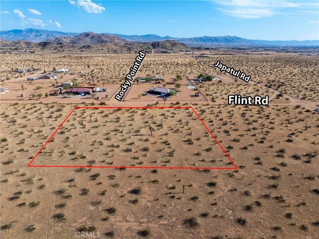 1234 Flint, Apple Valley