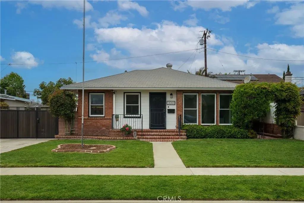 3061 Fidler Avenue, Long Beach