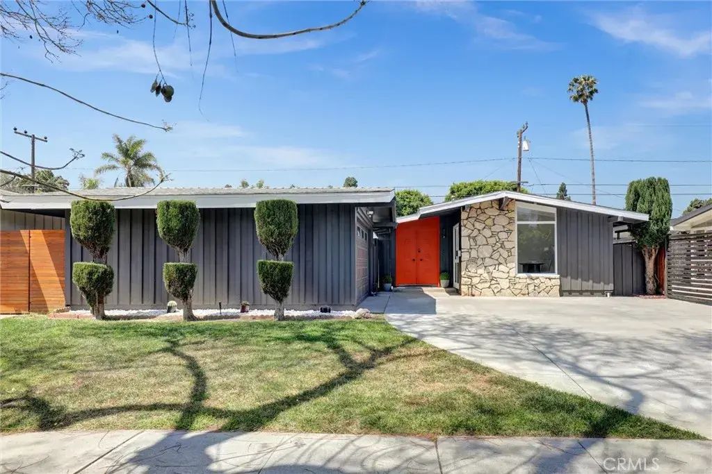3119 Karen Avenue, Long Beach