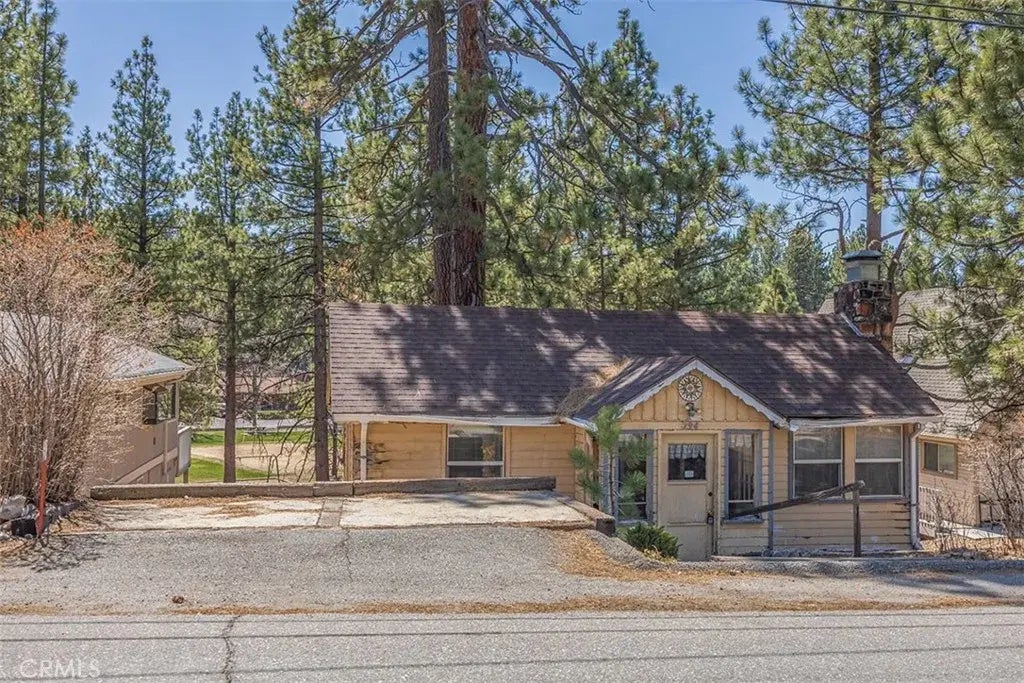 294 Eagle Drive, Big Bear Lake
