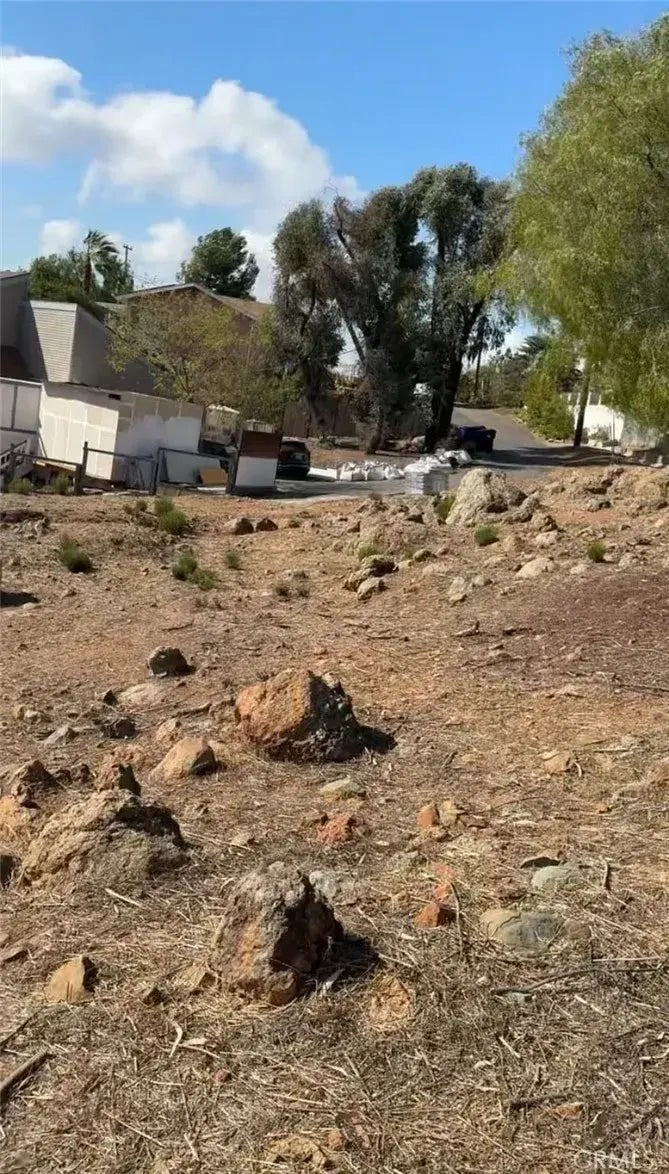 Grand, Spring Valley