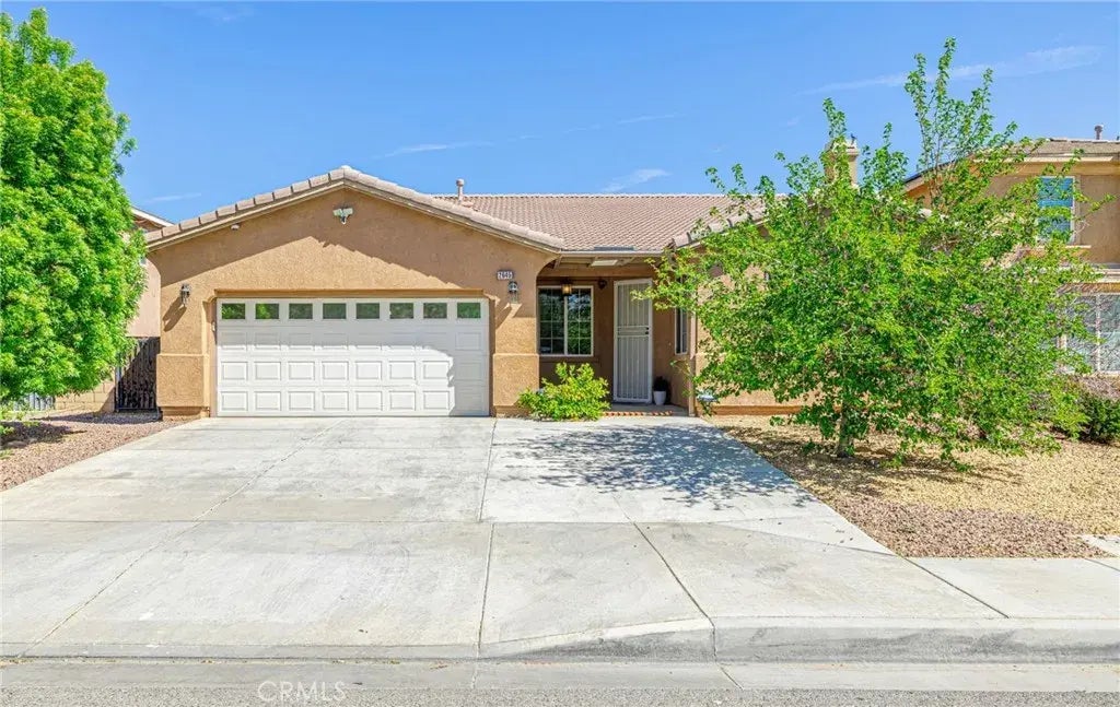 2645 E Nugent Street, Lancaster