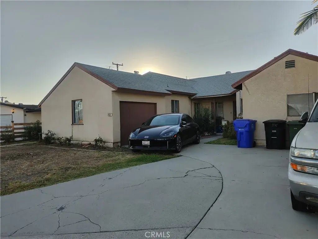 9545 Barkerville Avenue, Whittier