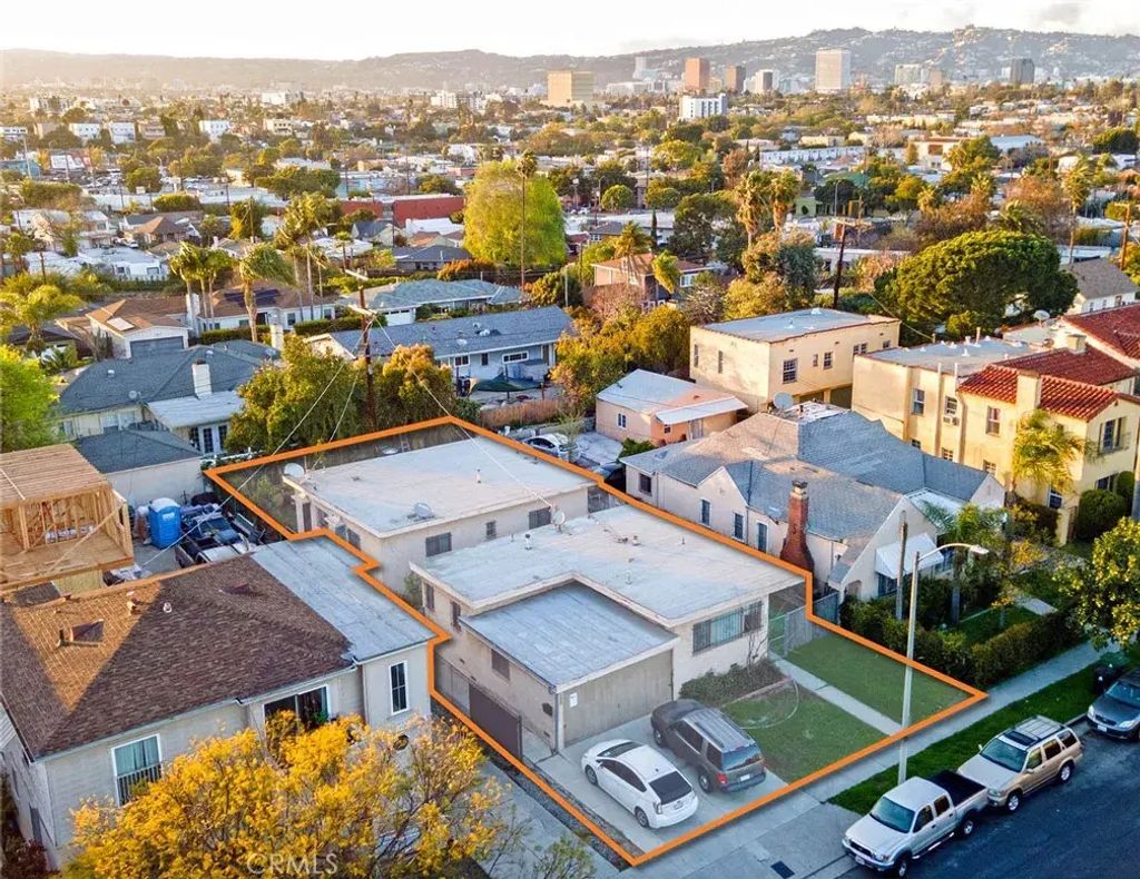 1867 S Cochran Avenue, Los Angeles
