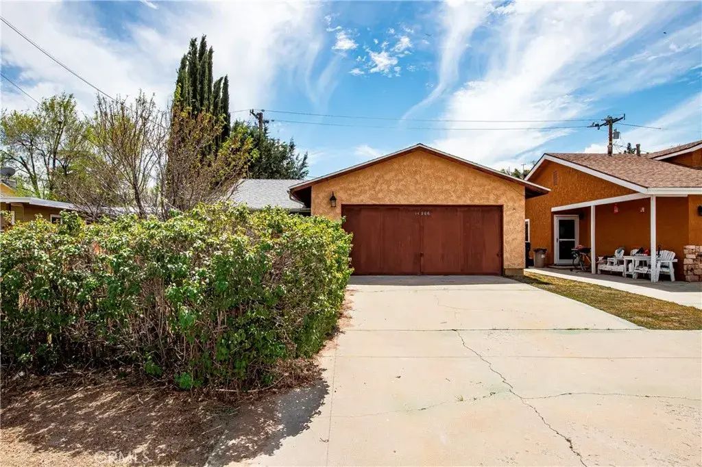 14306 Boxtree Street, Lake Hughes