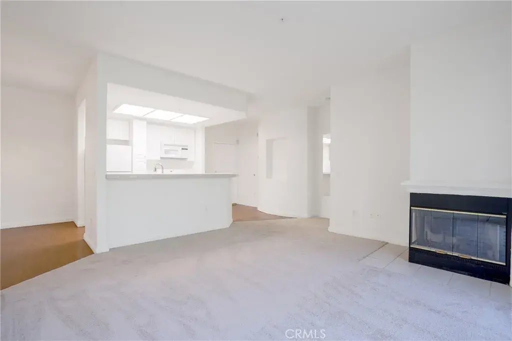 17809 Halsted Street 211, Northridge