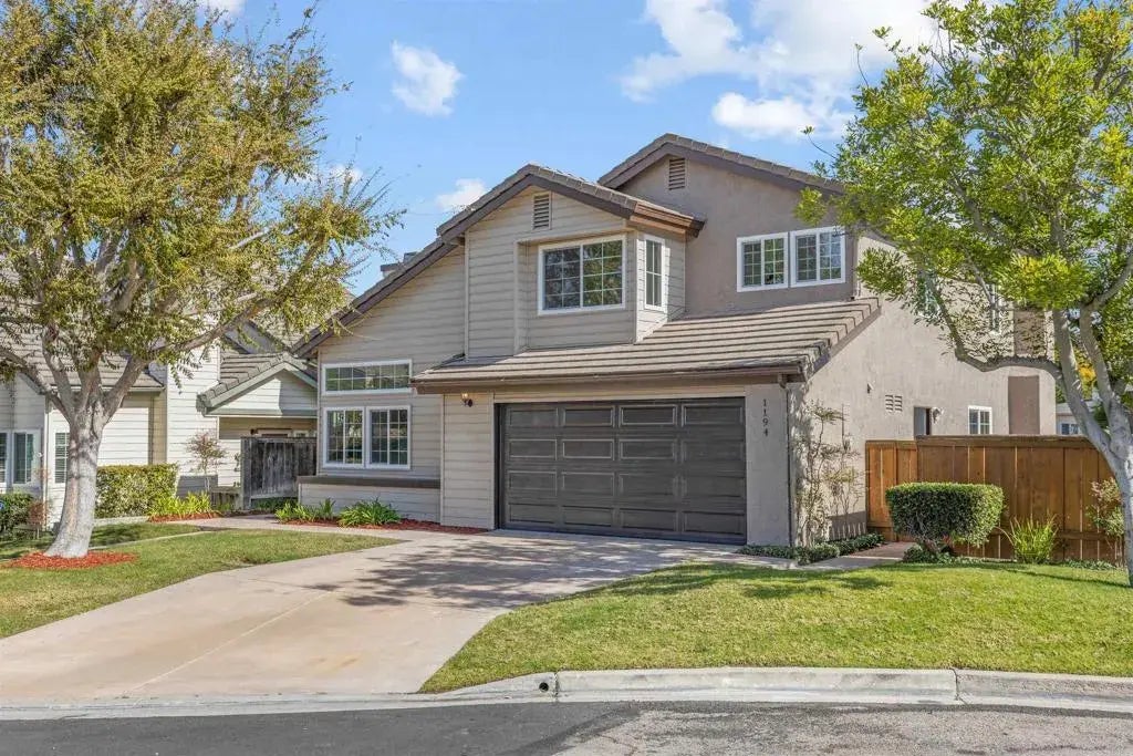 1194 Erin Drive, El Cajon