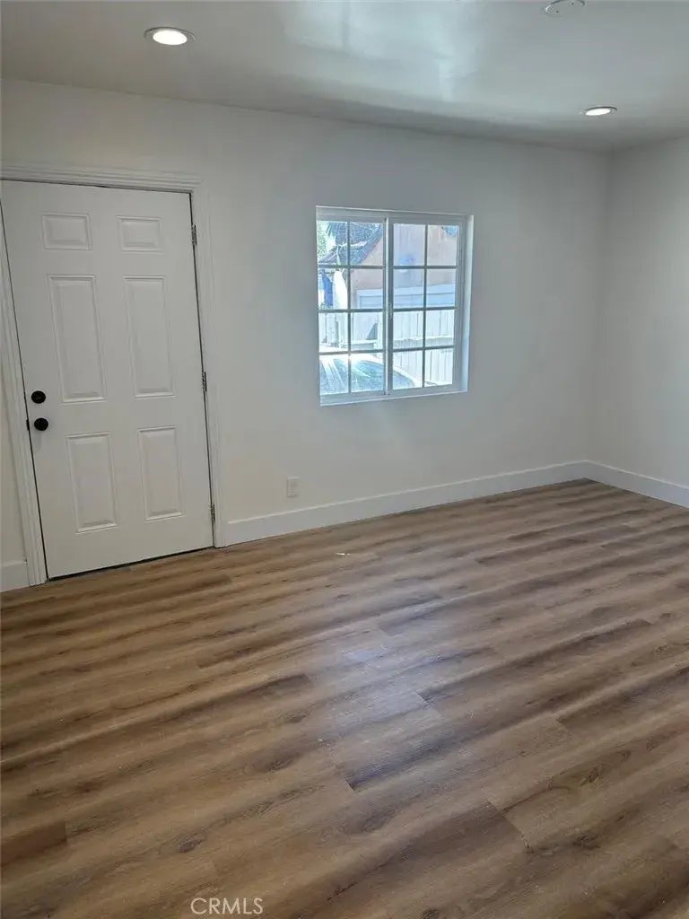 8178 Chestnut Avenue B, South Gate