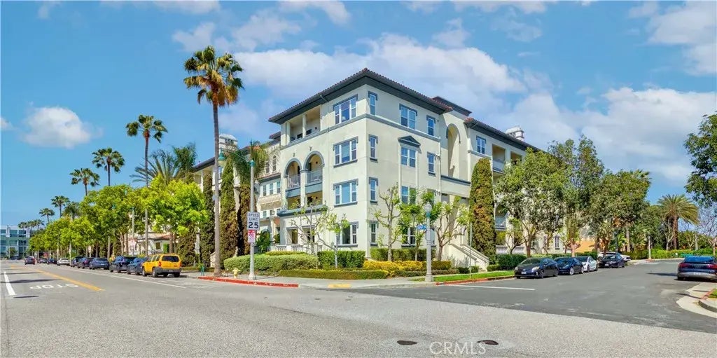 12963 Runway Road 414, Playa Vista