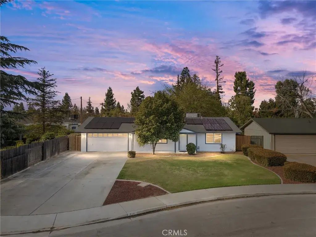 513 River Oaks Drive, Bakersfield