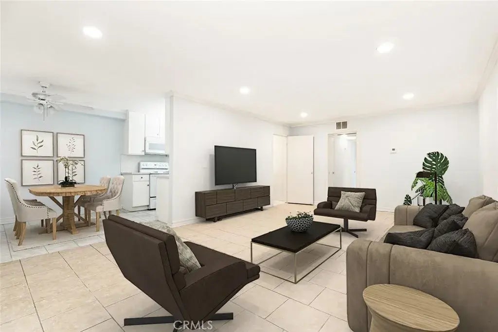 121 Sinclair Avenue 122, Glendale