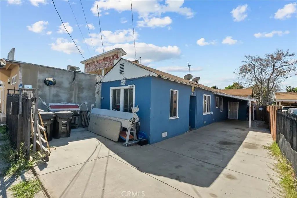 15430 Parthenia Street, North Hills