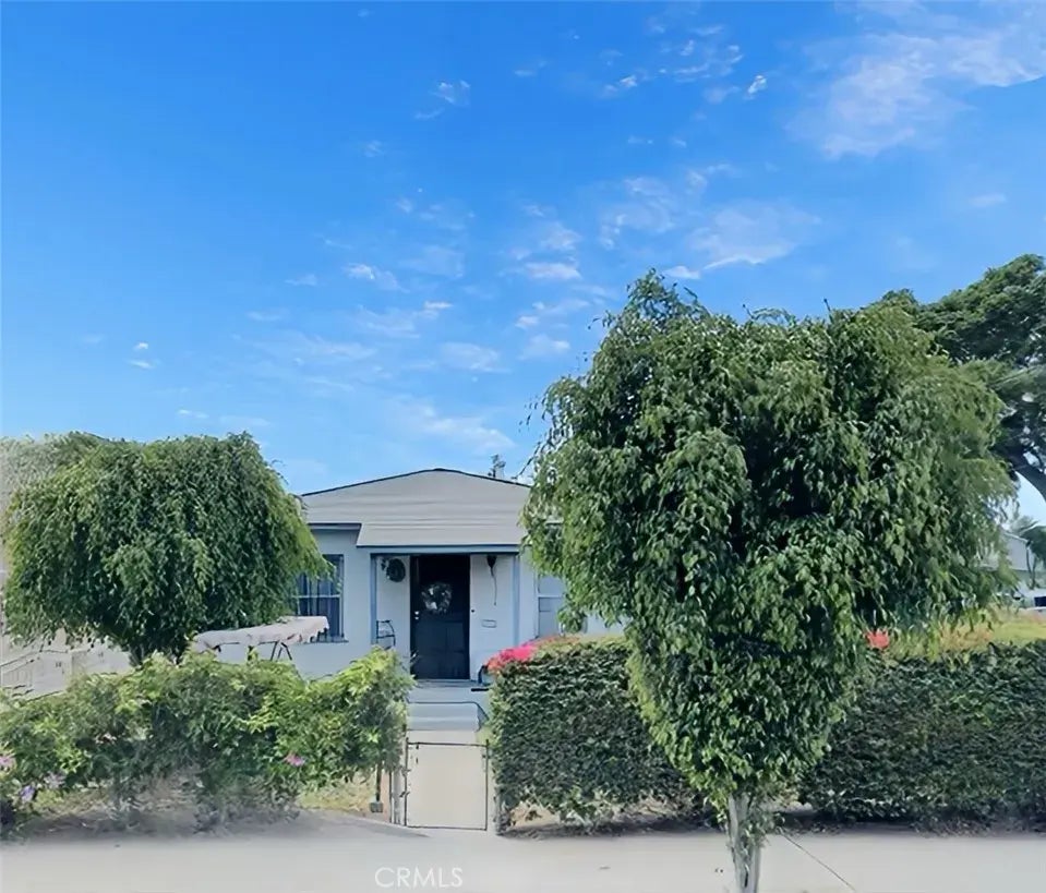 6477 Orizaba Avenue, Long Beach