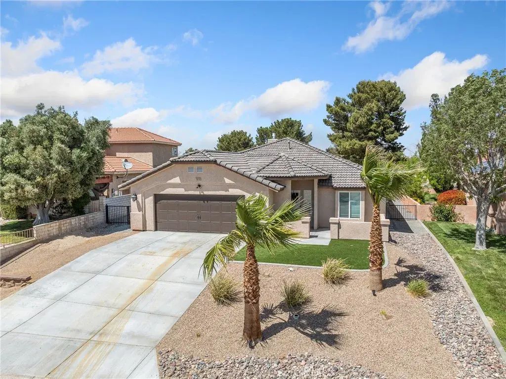 15070 Shady Elm Lane, Helendale