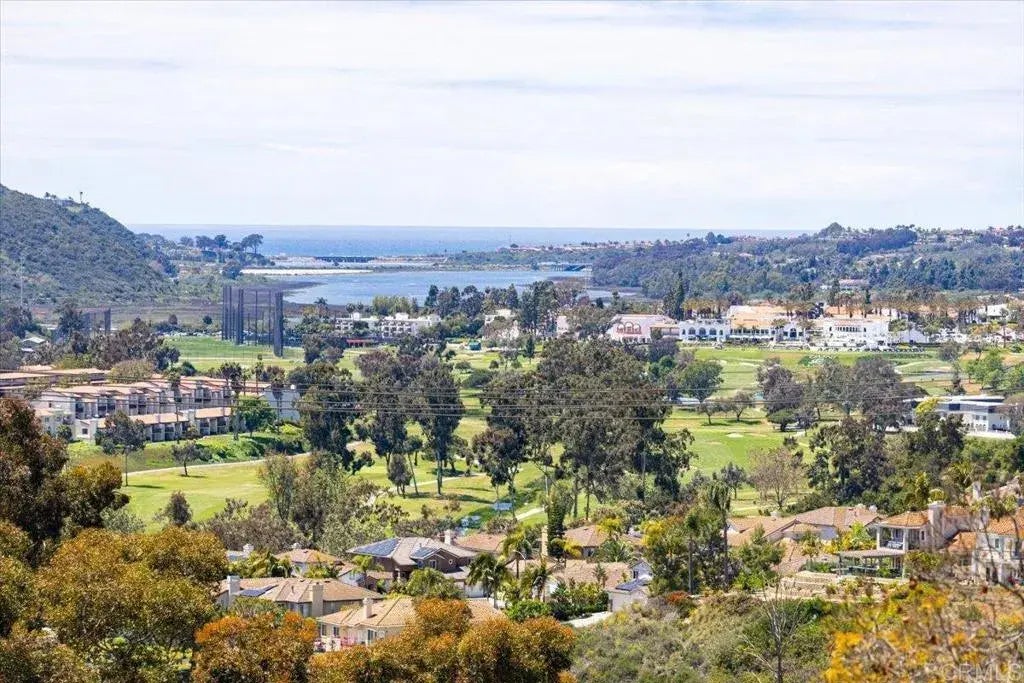 3111 Calle Fuego, Carlsbad