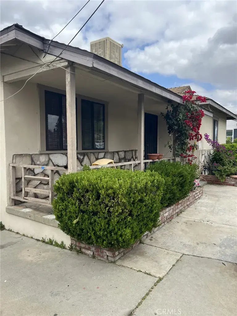 9850 Cypress Avenue, Fontana