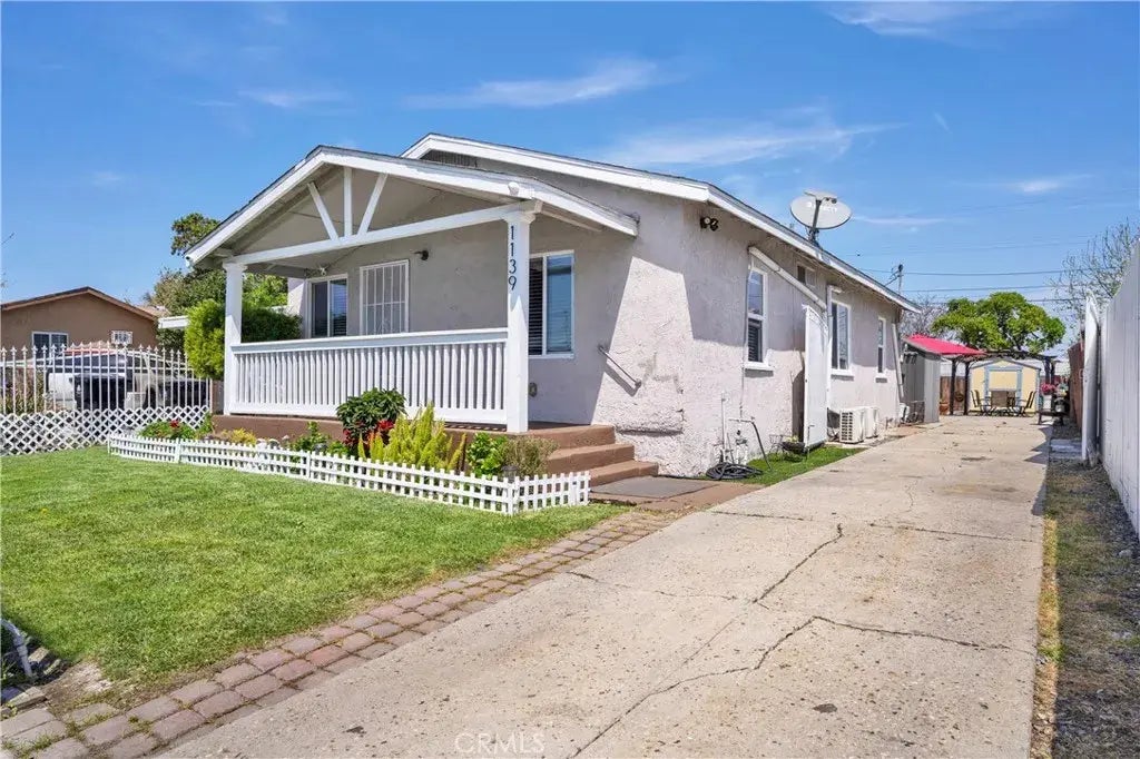 1139 E 107th Street, Los Angeles