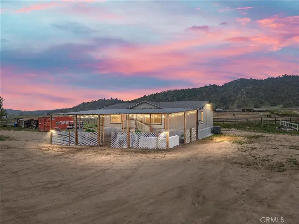 20411 Pegasus Street, Tehachapi