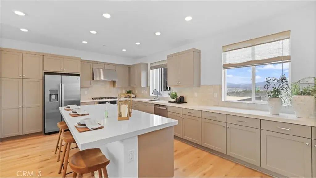 26849 Laurel Mountain Loop, Valencia