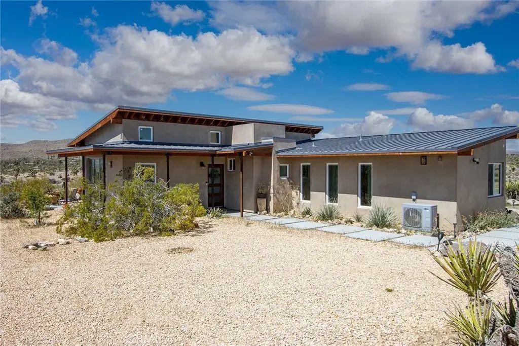4852 Bonita Avenue, Yucca Valley